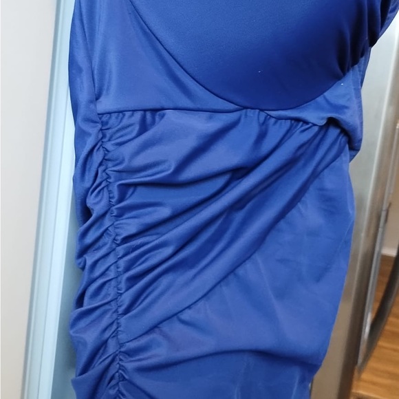 Victoria’s Secret Blue The Unforgettable One Piece Halter Swimsuit Women’s 40 C - Picture 5 of 7